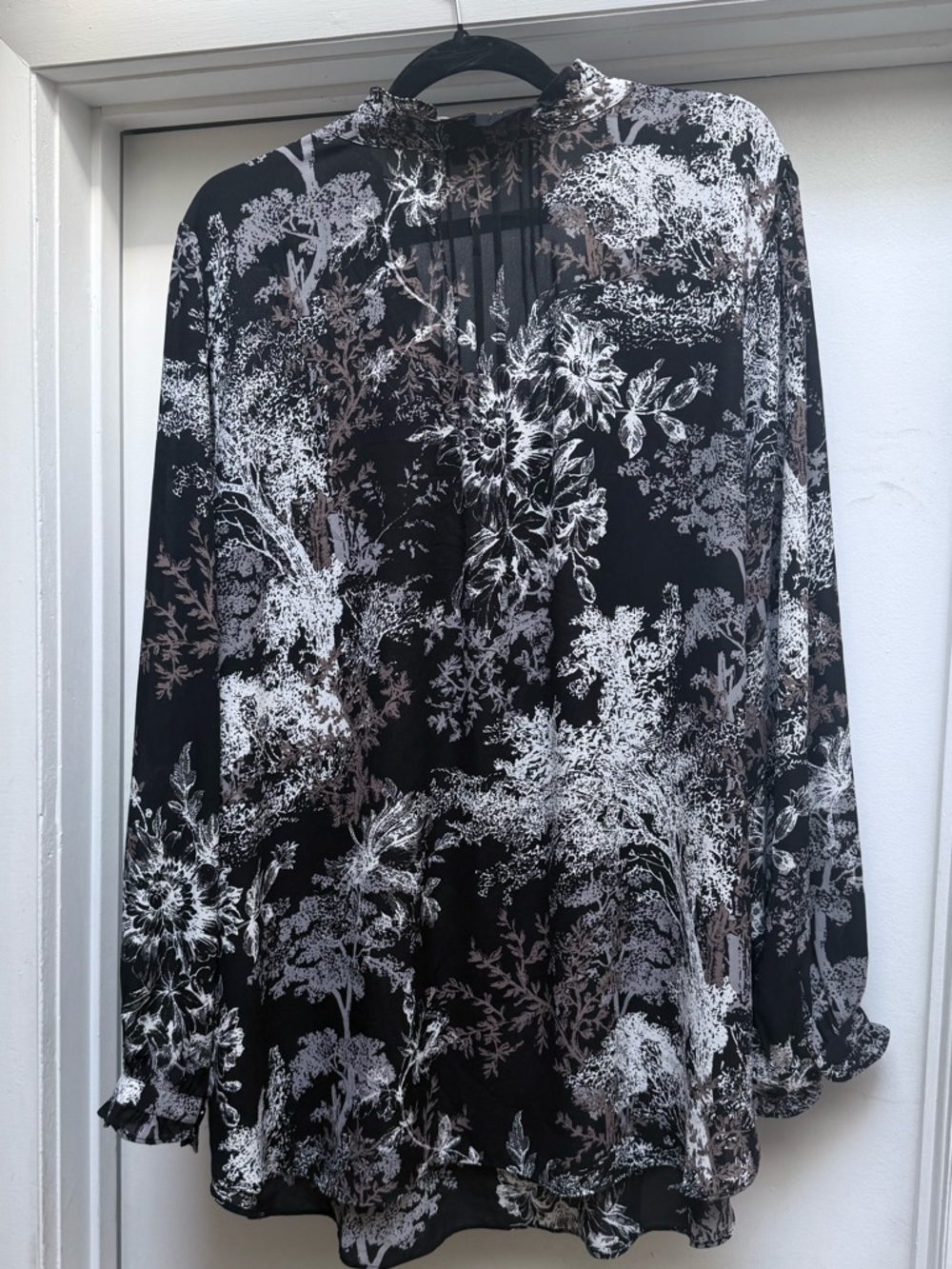 NYDJ Floral Pintuck Button-Front Blouse - Picture 7 of 10